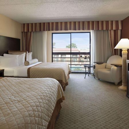 Hotel Wyndham El Paso Airport And Water Park Exterior foto
