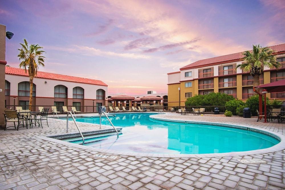 Hotel Wyndham El Paso Airport And Water Park Exterior foto