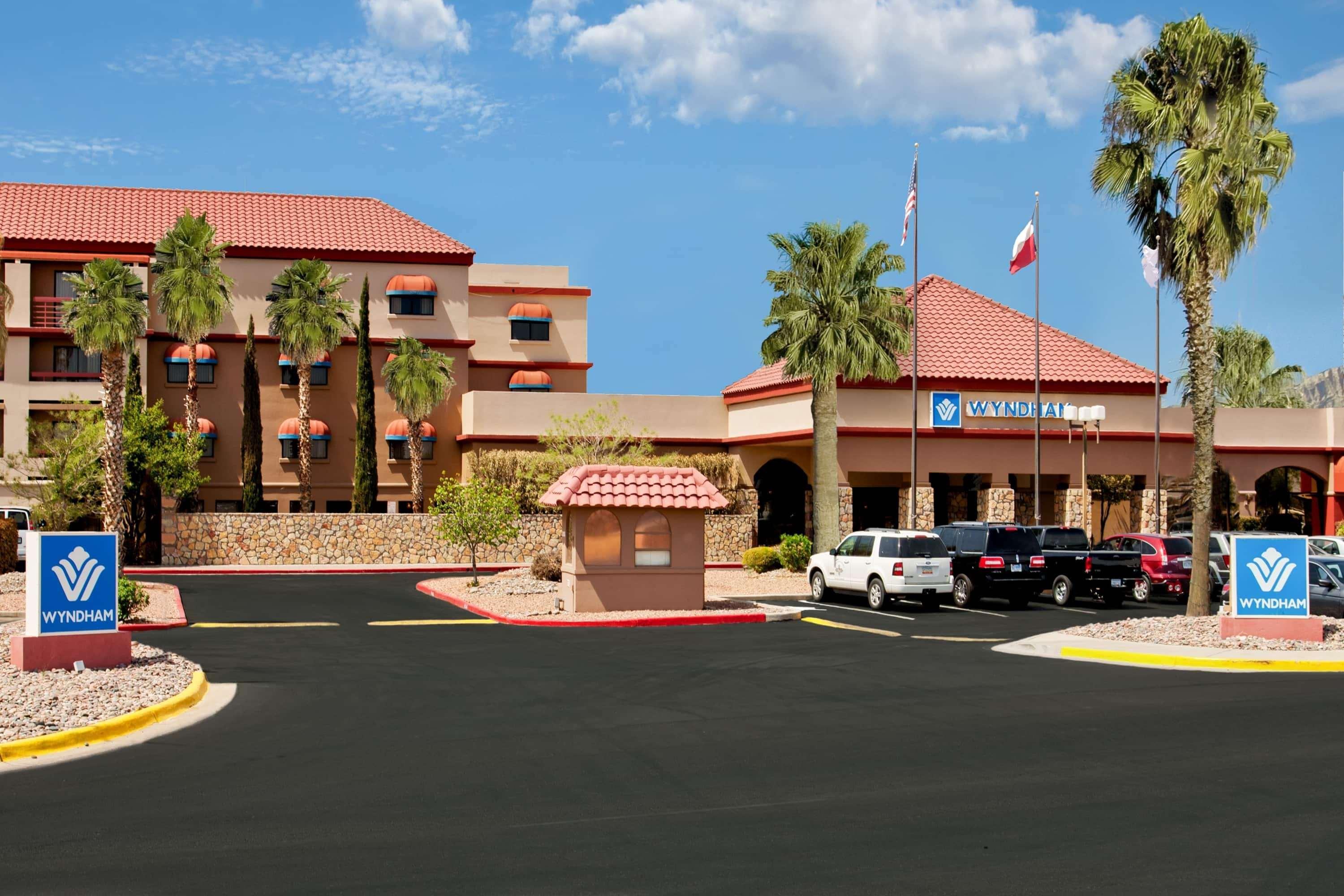 Hotel Wyndham El Paso Airport And Water Park Exterior foto
