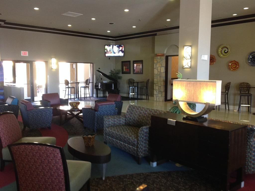 Hotel Wyndham El Paso Airport And Water Park Exterior foto